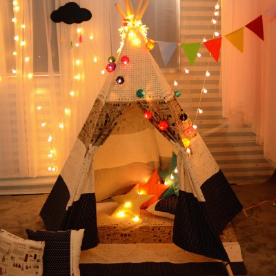 Simple atmosphere canvas tent of play house